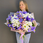 Нежный микс с ирисами